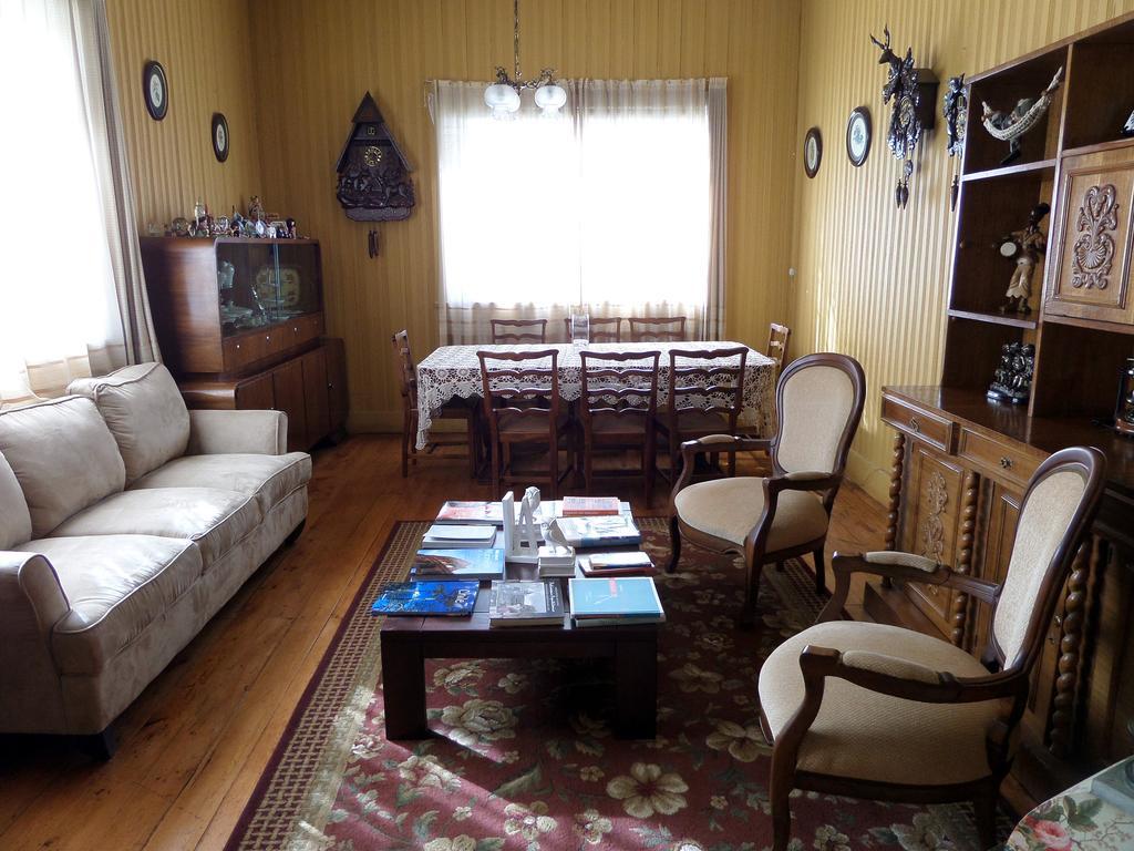 Hostal y Cabañas Villa Germana Puerto Varas Exterior foto