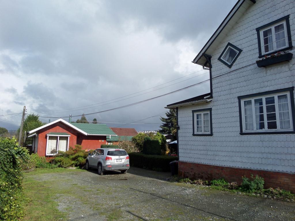 Hostal y Cabañas Villa Germana Puerto Varas Exterior foto